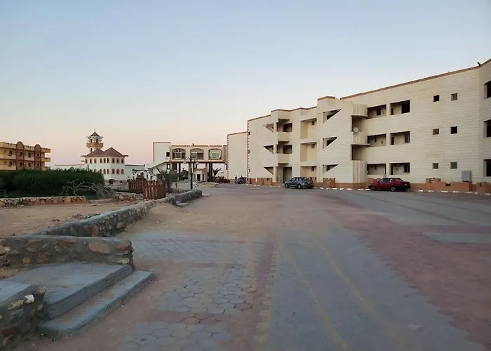 If Calm Is For 2 Days Minimum,air-conditioning Family Only Please Ras Sedr