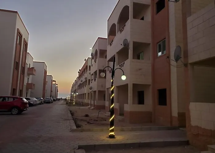 If Calm Is For 2 Days Minimum,air-conditioning Family Only Please Apartment