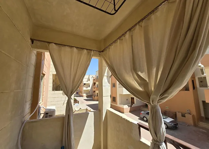 If Calm Is For 2 Days Minimum,air-conditioning Family Only Please Apartment Ras Sedr